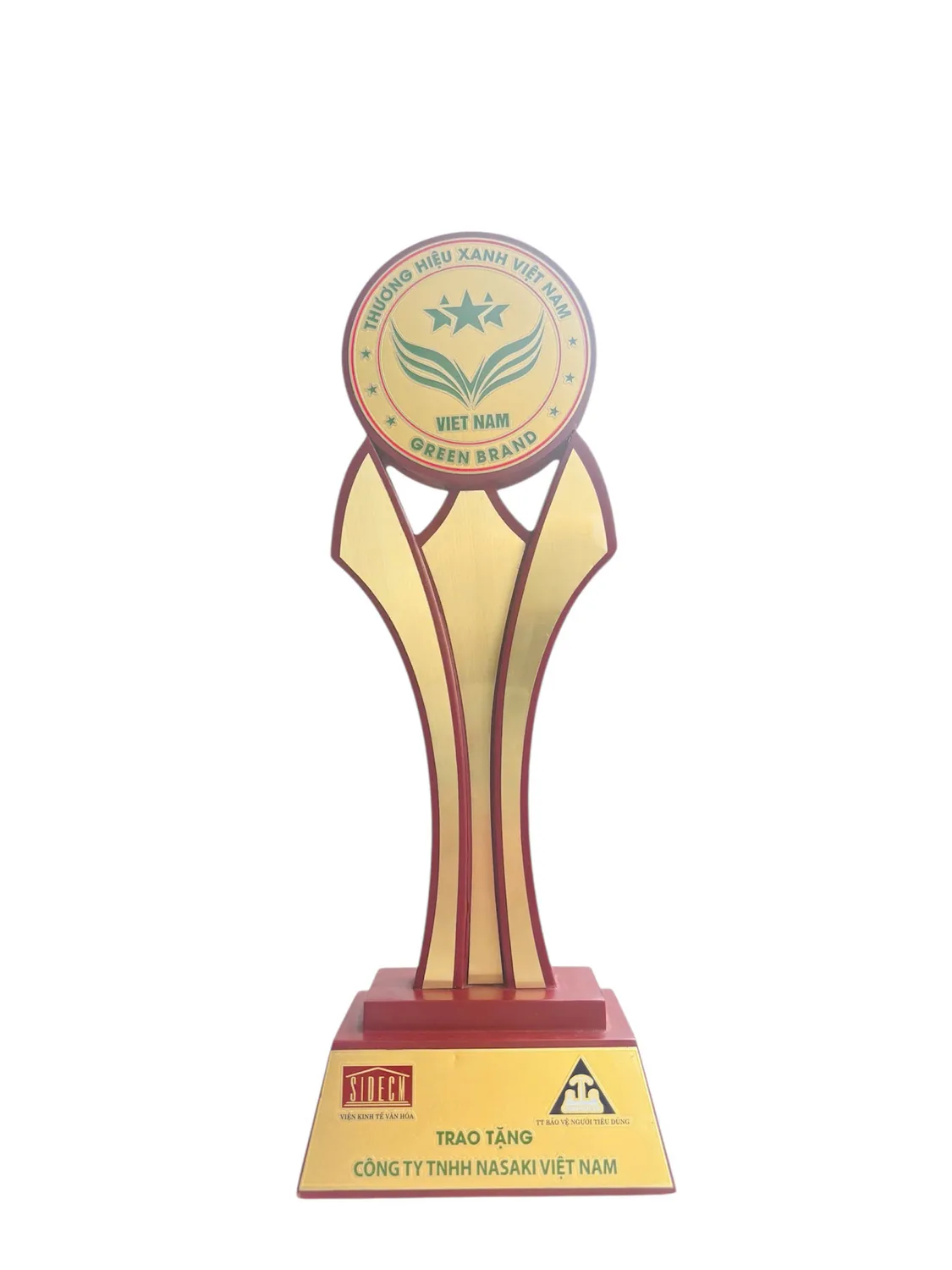 Cúp Top 20 Thương hiệu xanh Việt Nam 2025