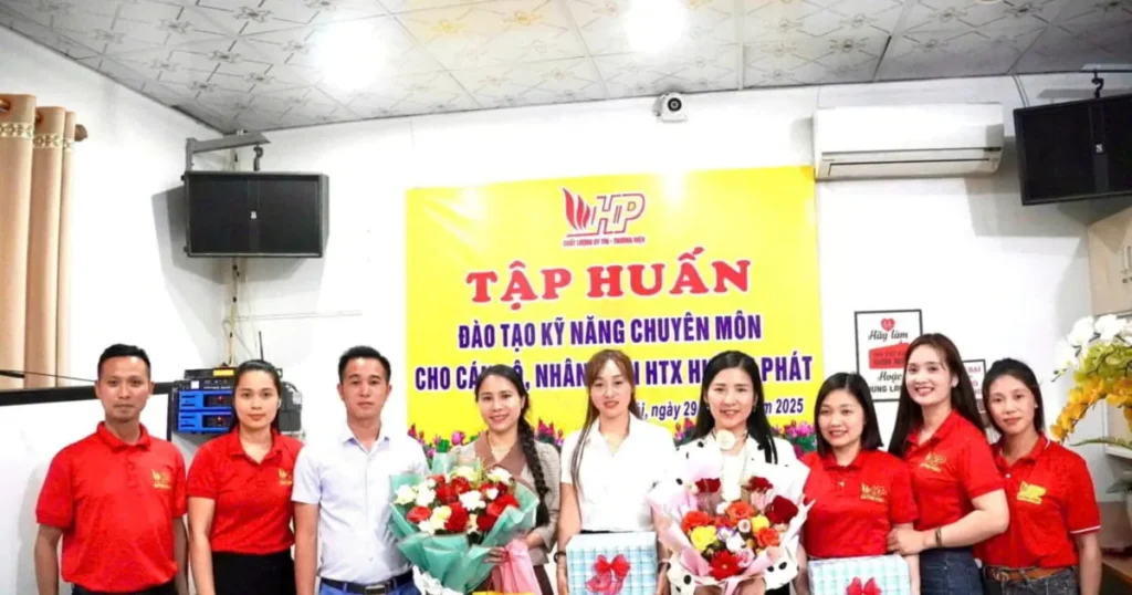 Học viên HTX Huỳnh Phát tại buổi tập huấn cùng NASAKI