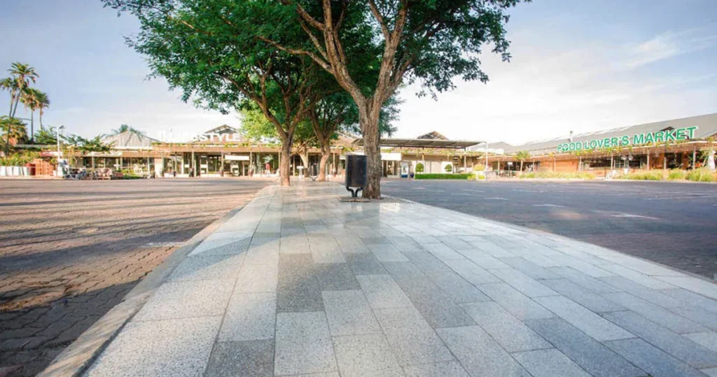 Ứng dụng gạch Terrazzo lát vỉa hè và quảng trường ngoài trời